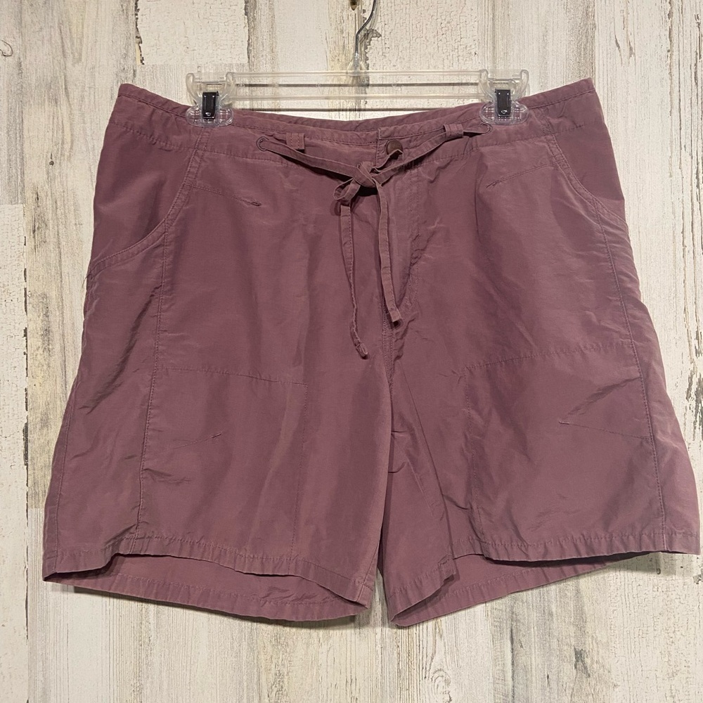 Columbia Mauve Outdoor Drawstring Shorts Large